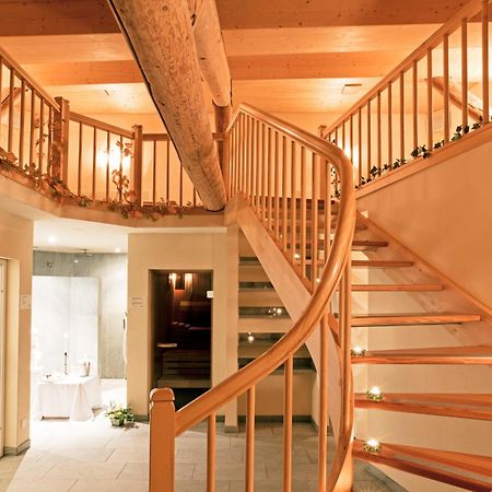 Albergo Croce Bianca Poschiavo Extérieur photo