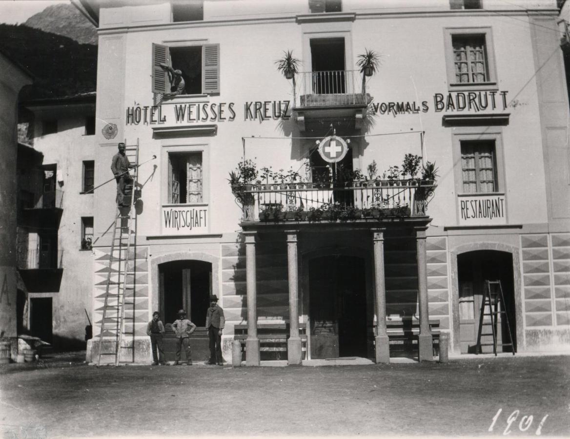 Albergo Croce Bianca Poschiavo Extérieur photo