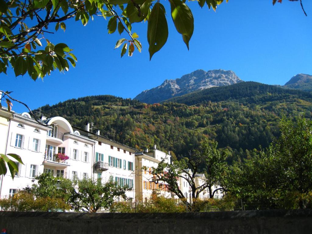 Albergo Croce Bianca Poschiavo Extérieur photo