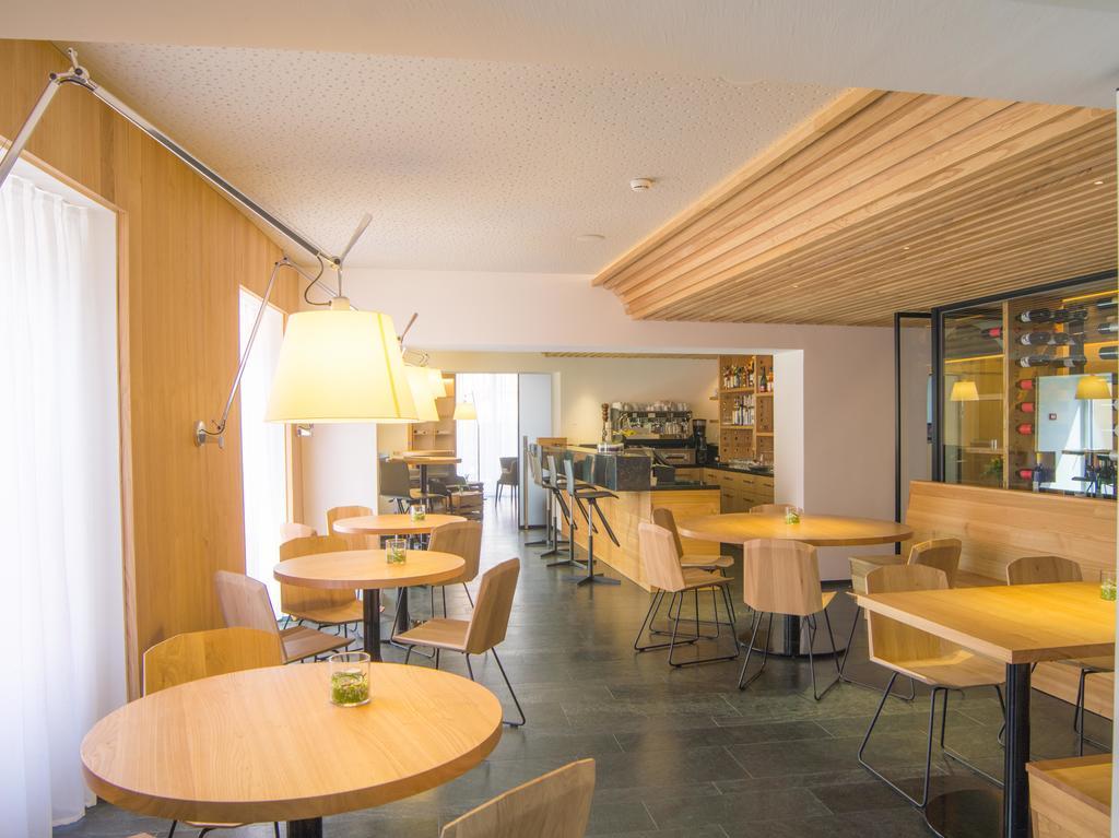 Albergo Croce Bianca Poschiavo Extérieur photo