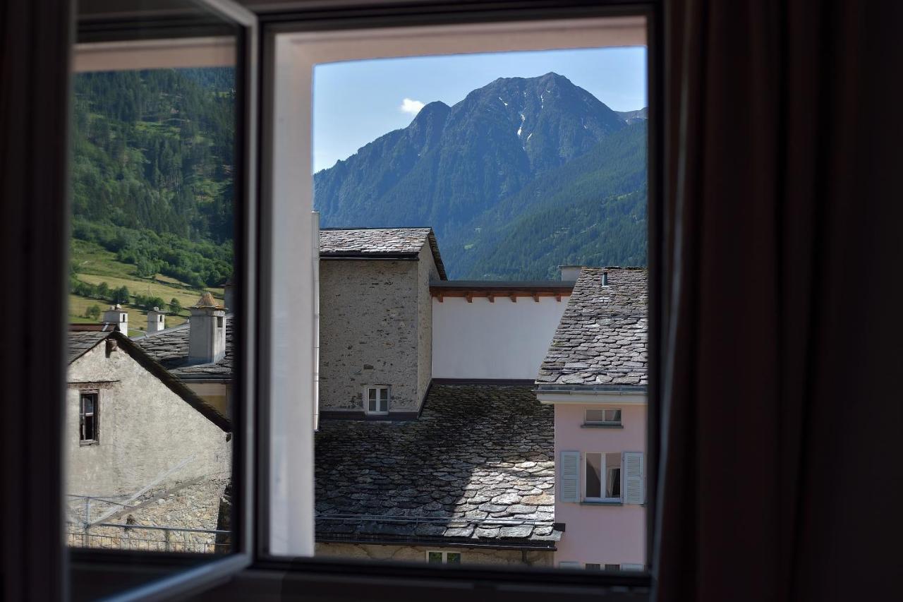 Albergo Croce Bianca Poschiavo Extérieur photo