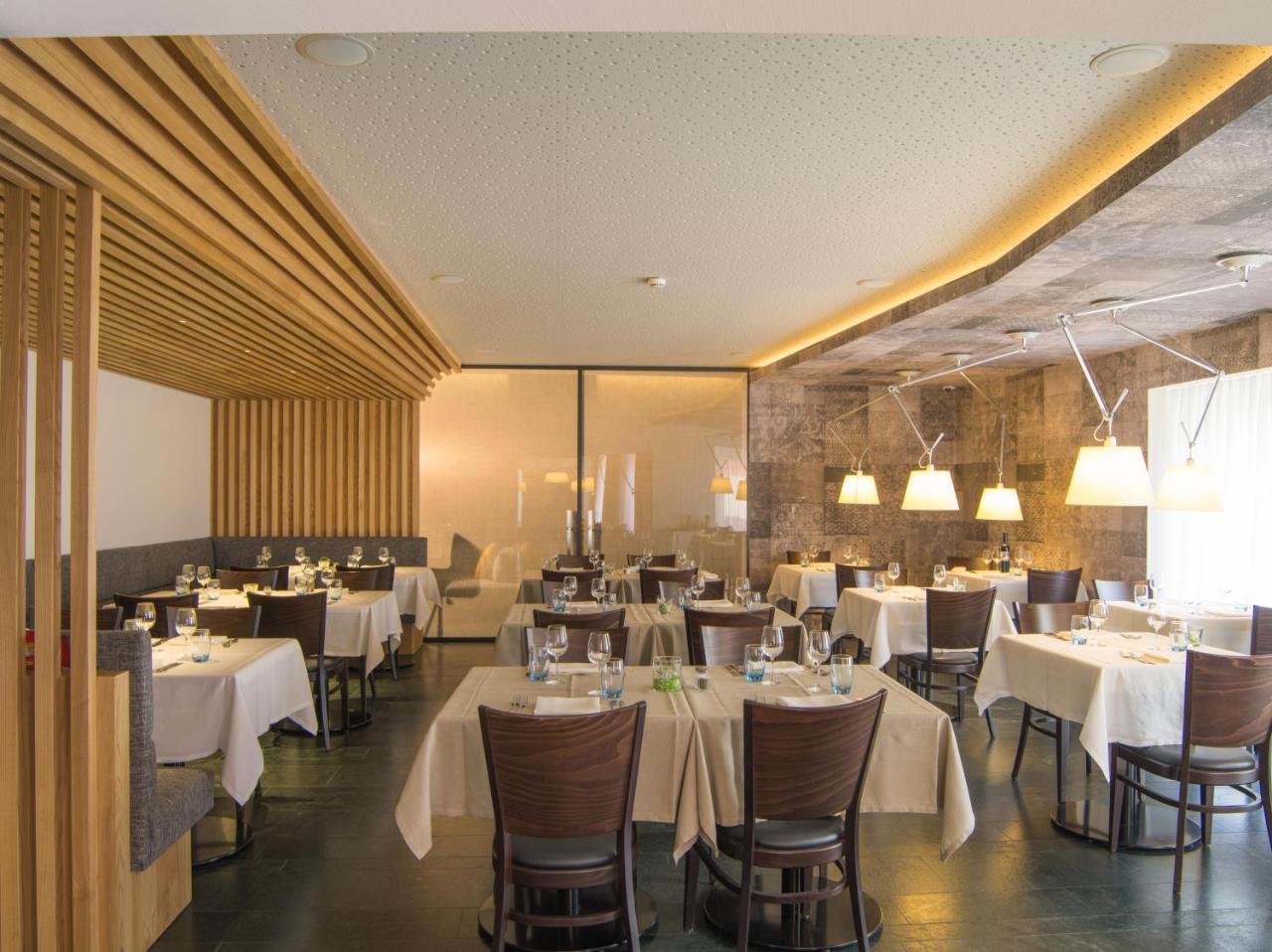 Albergo Croce Bianca Poschiavo Extérieur photo