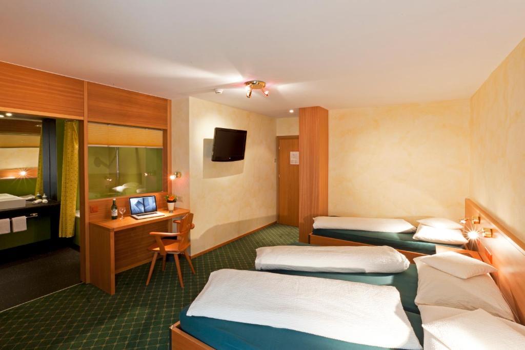Albergo Croce Bianca Poschiavo Chambre photo